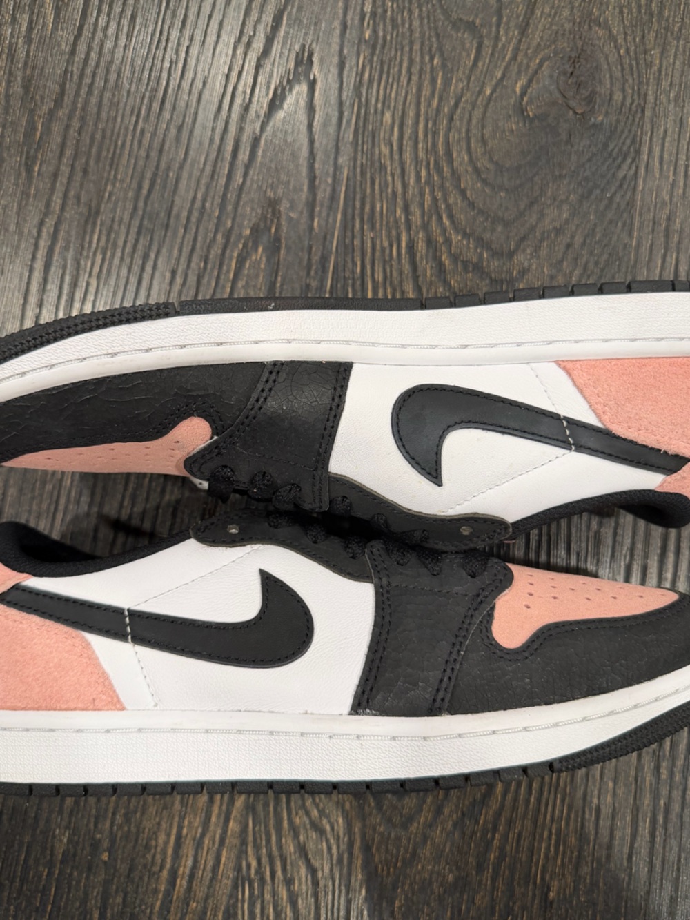 Nike Air Jordan 1 Retro Low OG Bleached Coral Pink Black Size 8